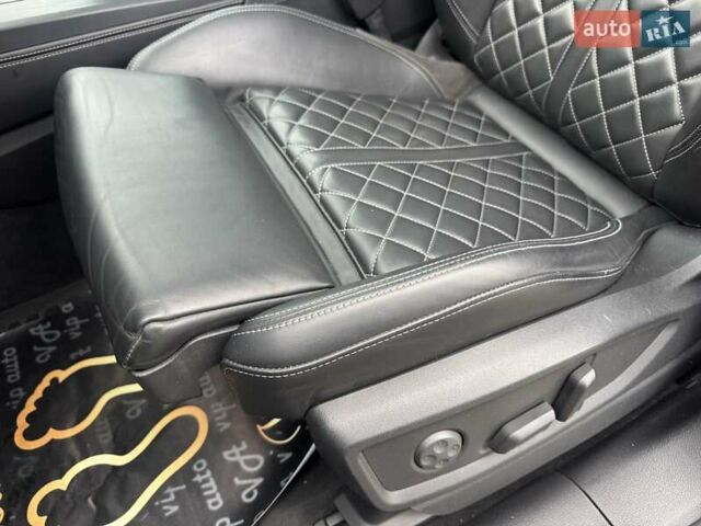 Черный Ауди SQ5, объемом двигателя 3 л и пробегом 69 тыс. км за 31900 $, фото 52 на Automoto.ua