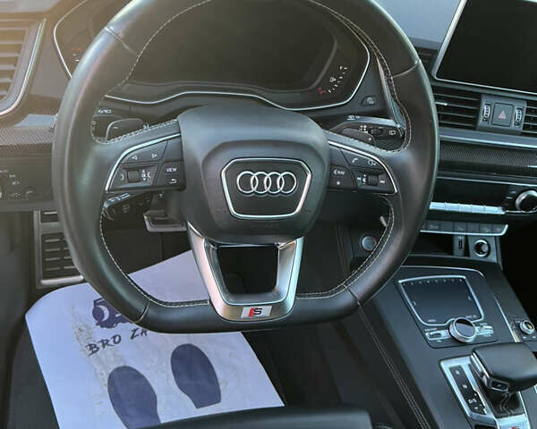 Черный Ауди SQ5, объемом двигателя 3 л и пробегом 97 тыс. км за 39500 $, фото 71 на Automoto.ua
