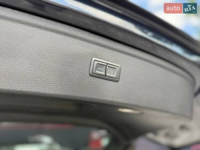 Чорний Ауді SQ5, об'ємом двигуна 2.97 л та пробігом 149 тис. км за 44800 $, фото 13 на Automoto.ua