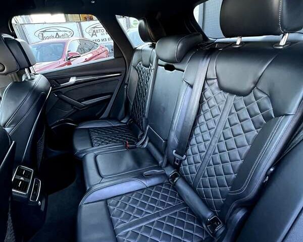 Черный Ауди SQ5, объемом двигателя 3 л и пробегом 210 тыс. км за 33500 $, фото 32 на Automoto.ua