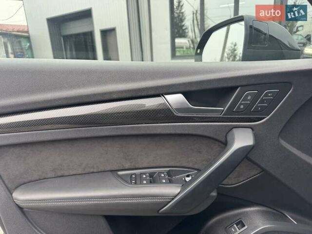 Черный Ауди SQ5, объемом двигателя 3 л и пробегом 69 тыс. км за 31900 $, фото 45 на Automoto.ua