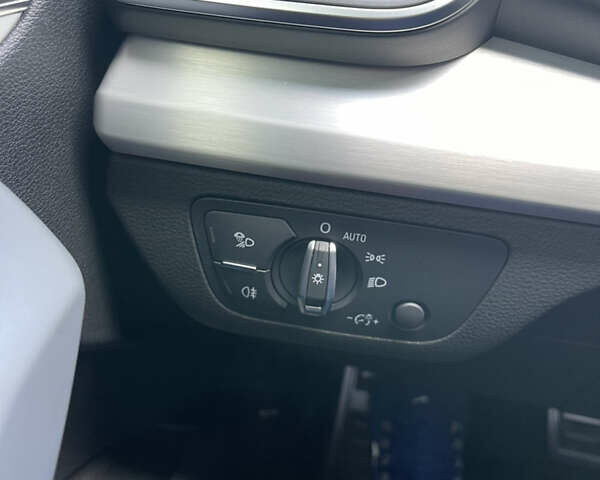 Черный Ауди SQ5, объемом двигателя 3 л и пробегом 93 тыс. км за 45888 $, фото 18 на Automoto.ua