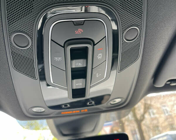 Черный Ауди SQ5, объемом двигателя 3 л и пробегом 93 тыс. км за 45888 $, фото 37 на Automoto.ua