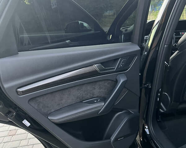 Черный Ауди SQ5, объемом двигателя 3 л и пробегом 97 тыс. км за 39500 $, фото 30 на Automoto.ua