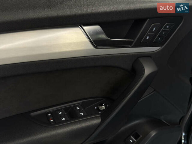 Черный Ауди SQ5, объемом двигателя 3 л и пробегом 75 тыс. км за 35499 $, фото 21 на Automoto.ua