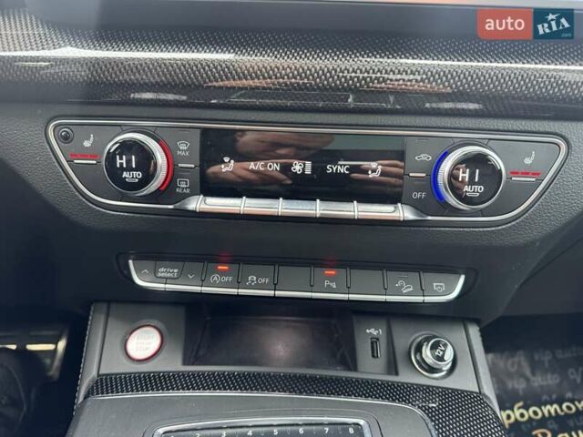 Черный Ауди SQ5, объемом двигателя 3 л и пробегом 69 тыс. км за 31900 $, фото 37 на Automoto.ua