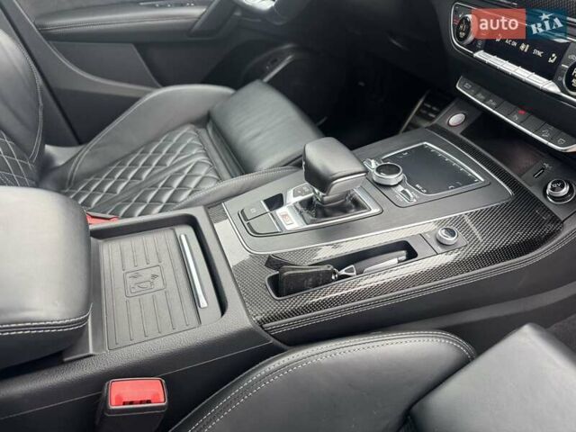 Черный Ауди SQ5, объемом двигателя 3 л и пробегом 69 тыс. км за 31900 $, фото 77 на Automoto.ua