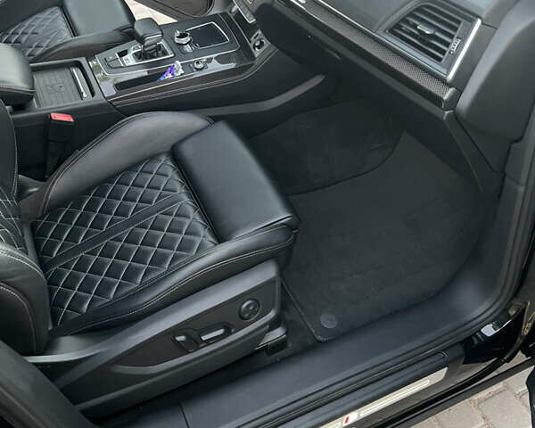 Черный Ауди SQ5, объемом двигателя 3 л и пробегом 97 тыс. км за 39500 $, фото 40 на Automoto.ua