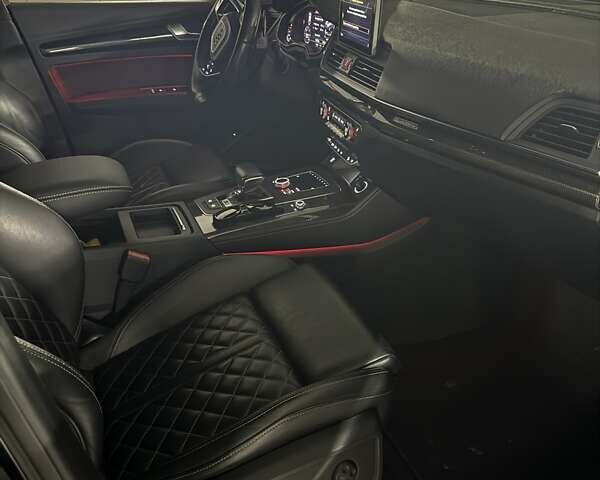 Чорний Ауді SQ5, об'ємом двигуна 2.97 л та пробігом 132 тис. км за 48000 $, фото 13 на Automoto.ua