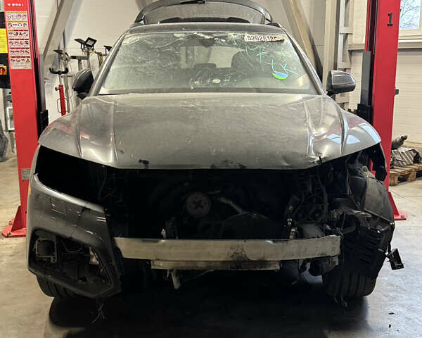 Черный Ауди SQ5, объемом двигателя 3 л и пробегом 50 тыс. км за 25000 $, фото 2 на Automoto.ua