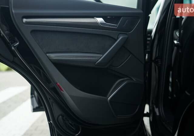 Ауди SQ5 2021 в Львове на Automoto.ua Черный Ауди SQ5, объемом двигателя 3 л и пробегом 42 тыс. км за 37500 $, фото 23 на Automoto.ua