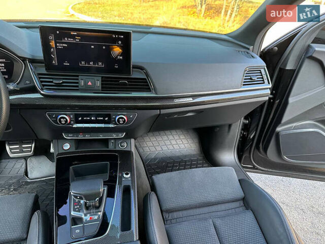 Чорний Ауді SQ5, об'ємом двигуна 3 л та пробігом 48 тис. км за 46999 $, фото 16 на Automoto.ua