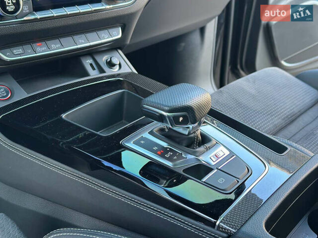 Чорний Ауді SQ5, об'ємом двигуна 3 л та пробігом 48 тис. км за 46999 $, фото 14 на Automoto.ua