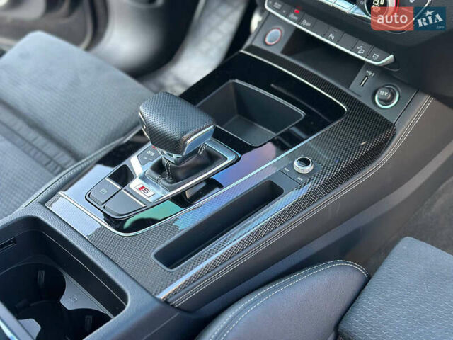 Чорний Ауді SQ5, об'ємом двигуна 3 л та пробігом 48 тис. км за 46999 $, фото 27 на Automoto.ua