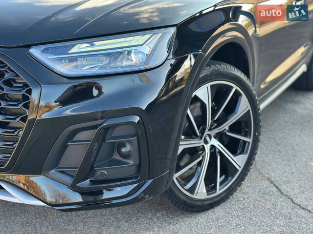 Чорний Ауді SQ5, об'ємом двигуна 3 л та пробігом 48 тис. км за 46999 $, фото 42 на Automoto.ua
