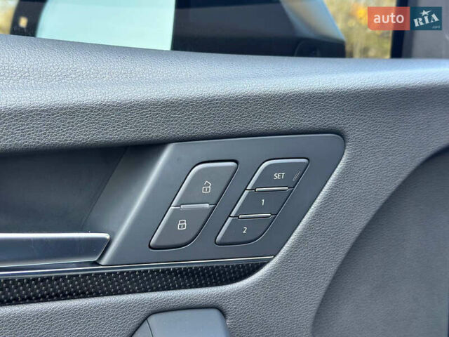Чорний Ауді SQ5, об'ємом двигуна 3 л та пробігом 48 тис. км за 46999 $, фото 11 на Automoto.ua