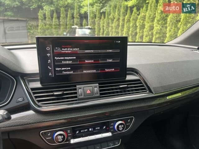 Черный Ауди SQ5, объемом двигателя 3 л и пробегом 28 тыс. км за 44500 $, фото 2 на Automoto.ua