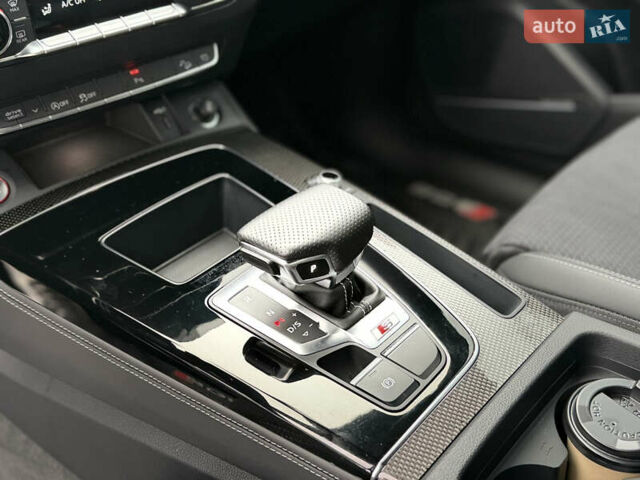 Чорний Ауді SQ5, об'ємом двигуна 3 л та пробігом 25 тис. км за 46500 $, фото 25 на Automoto.ua