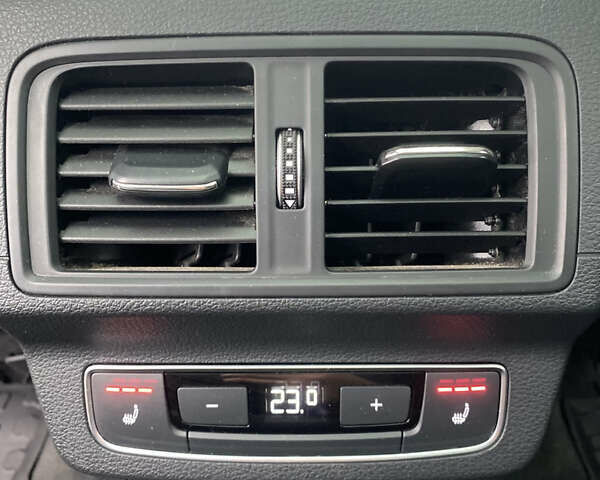 Чорний Ауді SQ5, об'ємом двигуна 3 л та пробігом 13 тис. км за 49900 $, фото 35 на Automoto.ua