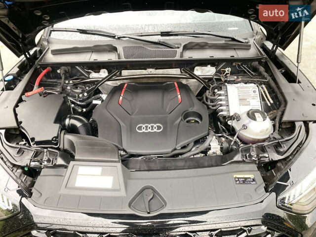 Чорний Ауді SQ5, об'ємом двигуна 3 л та пробігом 13 тис. км за 49900 $, фото 48 на Automoto.ua