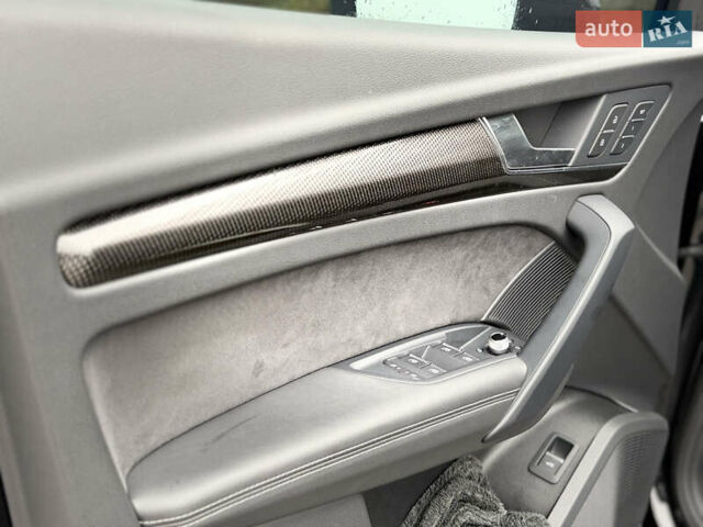 Чорний Ауді SQ5, об'ємом двигуна 3 л та пробігом 25 тис. км за 46500 $, фото 19 на Automoto.ua