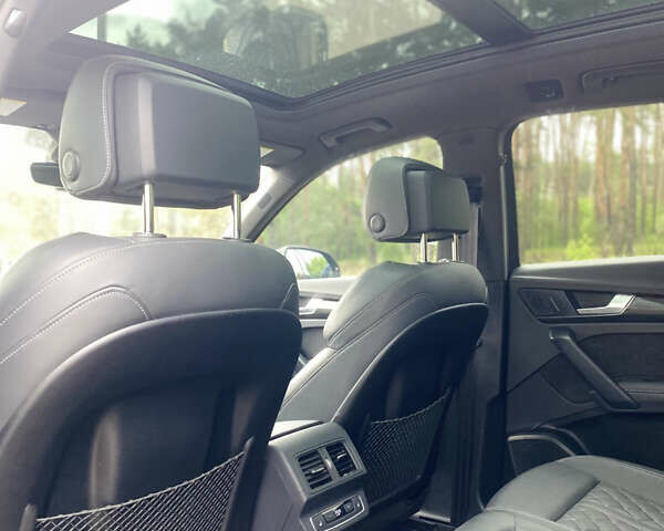 Чорний Ауді SQ5, об'ємом двигуна 3 л та пробігом 13 тис. км за 49900 $, фото 34 на Automoto.ua