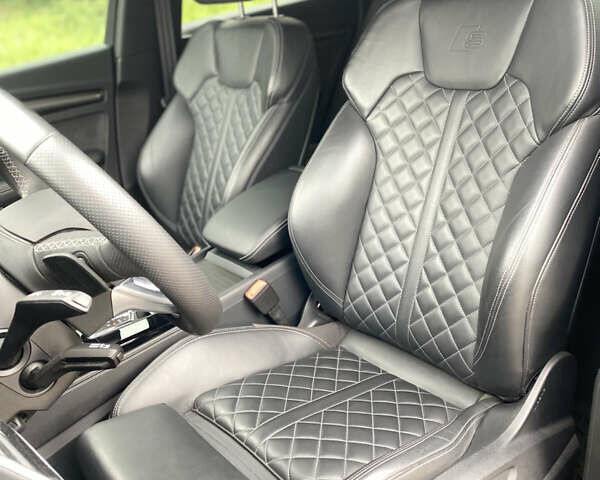 Чорний Ауді SQ5, об'ємом двигуна 3 л та пробігом 13 тис. км за 49900 $, фото 18 на Automoto.ua