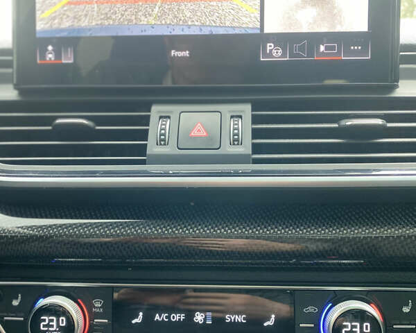 Чорний Ауді SQ5, об'ємом двигуна 3 л та пробігом 13 тис. км за 49900 $, фото 43 на Automoto.ua