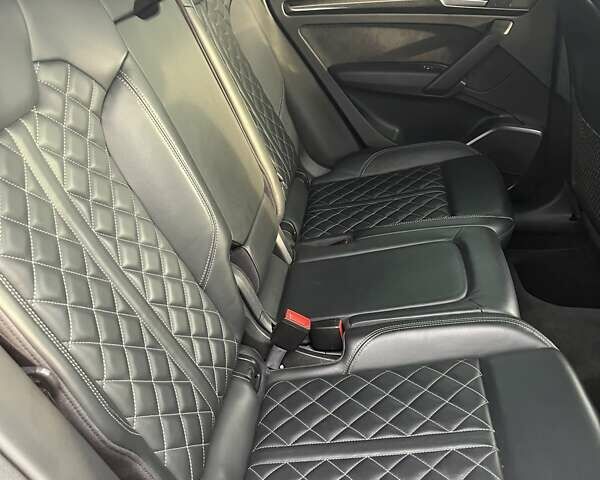 Красный Ауди SQ5, объемом двигателя 3 л и пробегом 65 тыс. км за 41000 $, фото 62 на Automoto.ua