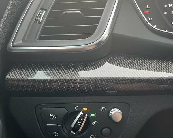 Красный Ауди SQ5, объемом двигателя 3 л и пробегом 65 тыс. км за 41000 $, фото 29 на Automoto.ua