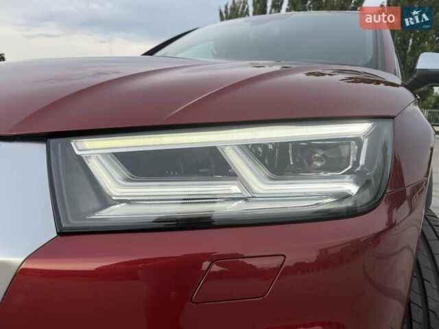 Красный Ауди SQ5, объемом двигателя 3 л и пробегом 65 тыс. км за 41000 $, фото 23 на Automoto.ua