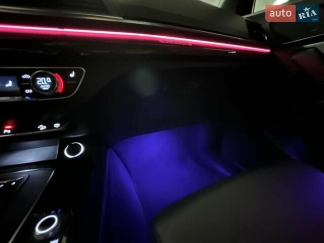 Красный Ауди SQ5, объемом двигателя 3 л и пробегом 65 тыс. км за 41000 $, фото 71 на Automoto.ua