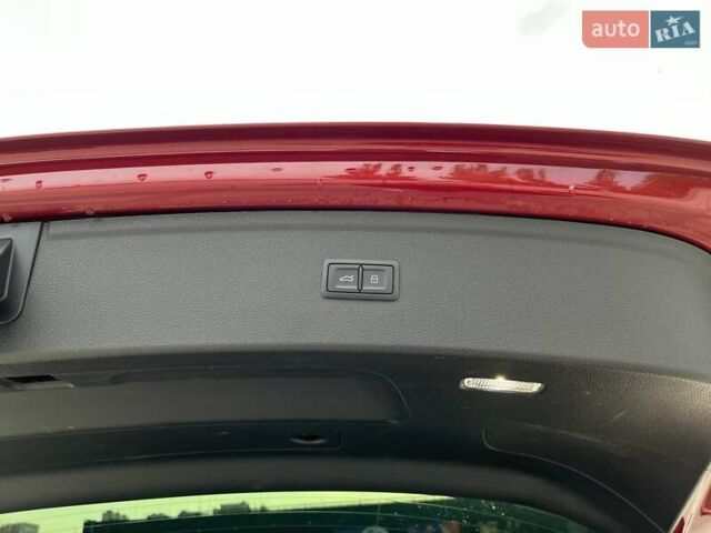 Красный Ауди SQ5, объемом двигателя 3 л и пробегом 65 тыс. км за 41000 $, фото 54 на Automoto.ua