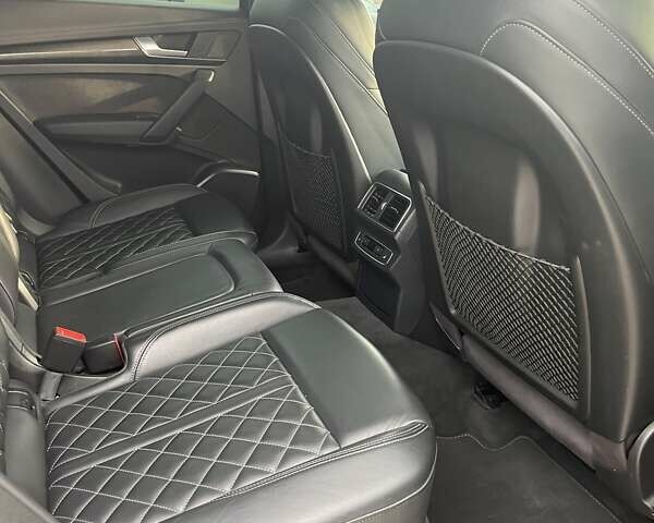 Красный Ауди SQ5, объемом двигателя 3 л и пробегом 65 тыс. км за 41000 $, фото 61 на Automoto.ua