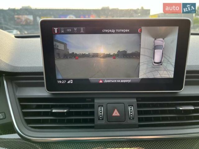 Красный Ауди SQ5, объемом двигателя 3 л и пробегом 65 тыс. км за 41000 $, фото 52 на Automoto.ua