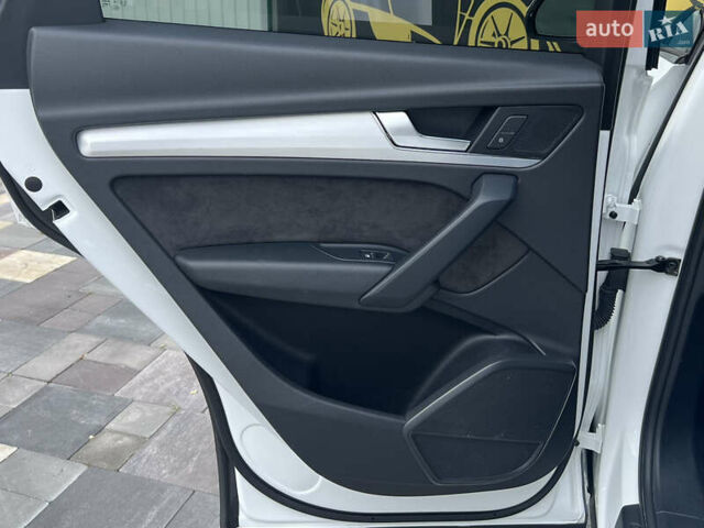 Ауди SQ5, объемом двигателя 3 л и пробегом 119 тыс. км за 30500 $, фото 25 на Automoto.ua