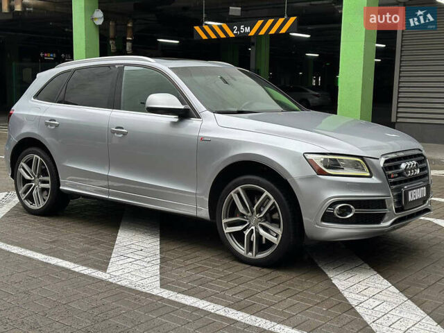 Серый Ауди SQ5, объемом двигателя 3 л и пробегом 180 тыс. км за 18000 $, фото 11 на Automoto.ua