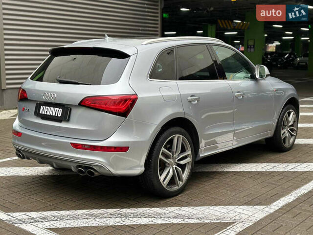 Серый Ауди SQ5, объемом двигателя 3 л и пробегом 180 тыс. км за 18000 $, фото 9 на Automoto.ua