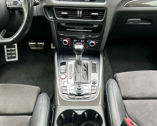 Серый Ауди SQ5, объемом двигателя 3 л и пробегом 180 тыс. км за 18000 $, фото 30 на Automoto.ua