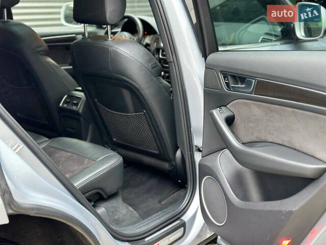 Серый Ауди SQ5, объемом двигателя 3 л и пробегом 180 тыс. км за 18000 $, фото 21 на Automoto.ua