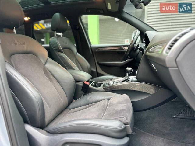 Серый Ауди SQ5, объемом двигателя 3 л и пробегом 180 тыс. км за 18000 $, фото 23 на Automoto.ua