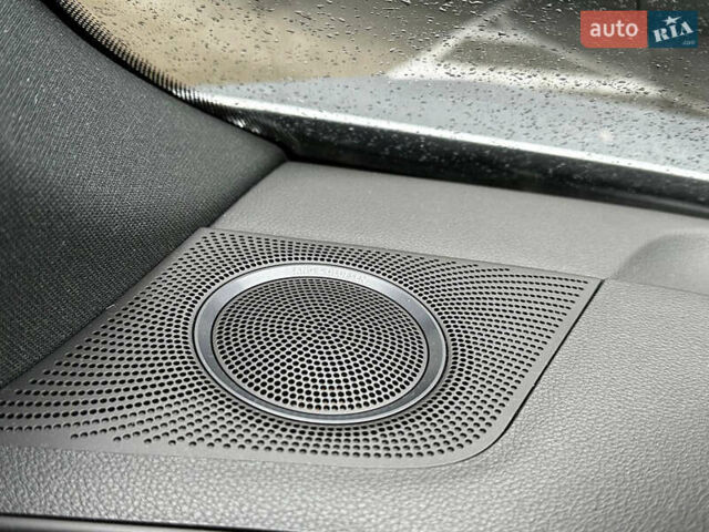 Серый Ауди SQ5, объемом двигателя 3 л и пробегом 180 тыс. км за 18000 $, фото 33 на Automoto.ua