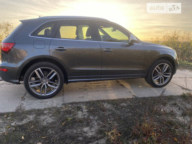 Сірий Ауді SQ5, об'ємом двигуна 3 л та пробігом 106 тис. км за 24000 $, фото 5 на Automoto.ua