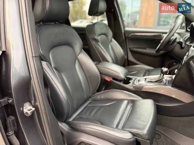 Серый Ауди SQ5, объемом двигателя 3 л и пробегом 142 тыс. км за 22300 $, фото 28 на Automoto.ua