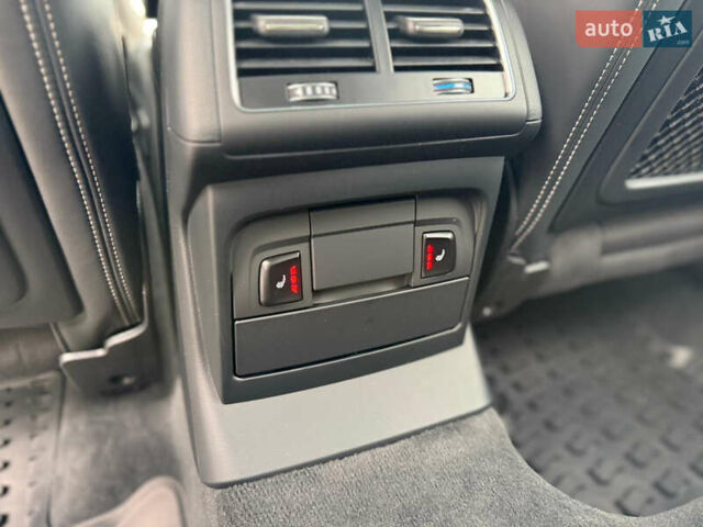 Серый Ауди SQ5, объемом двигателя 2.97 л и пробегом 271 тыс. км за 29200 $, фото 21 на Automoto.ua