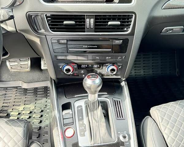 Серый Ауди SQ5, объемом двигателя 3 л и пробегом 129 тыс. км за 24900 $, фото 16 на Automoto.ua