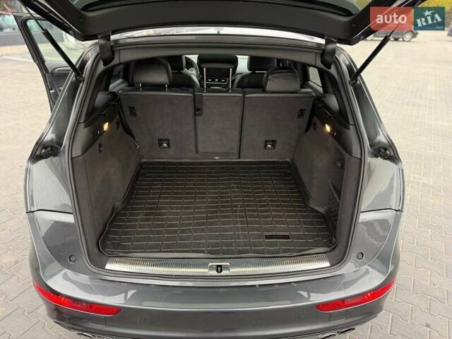 Серый Ауди SQ5, объемом двигателя 3 л и пробегом 142 тыс. км за 22300 $, фото 13 на Automoto.ua