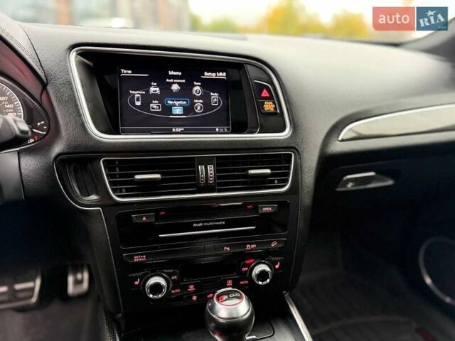 Серый Ауди SQ5, объемом двигателя 3 л и пробегом 142 тыс. км за 22300 $, фото 18 на Automoto.ua