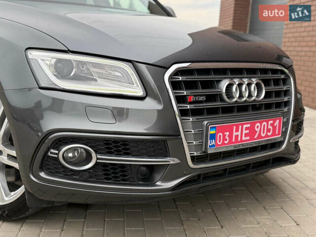 Серый Ауди SQ5, объемом двигателя 2.97 л и пробегом 271 тыс. км за 29200 $, фото 5 на Automoto.ua