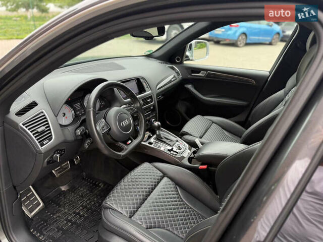 Серый Ауди SQ5, объемом двигателя 2.97 л и пробегом 271 тыс. км за 29200 $, фото 11 на Automoto.ua